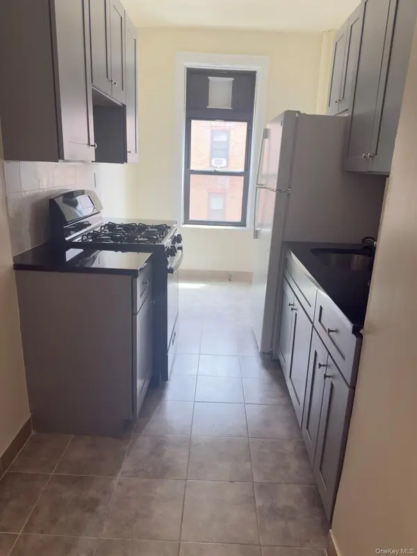 144-44 Sanford Ave, Flushing, NY 11355