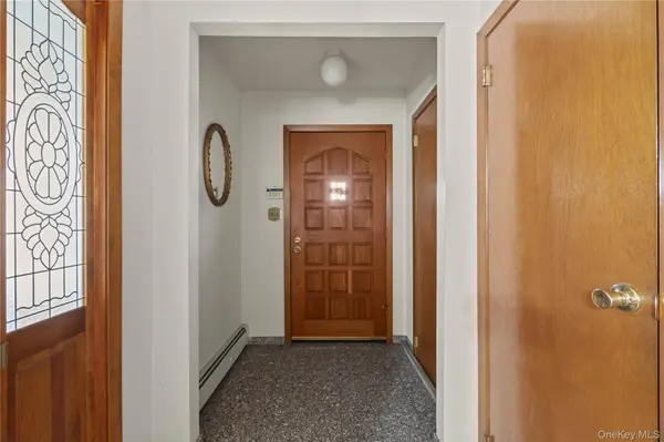 900 Vincent AVE, Bronx, NY 10465