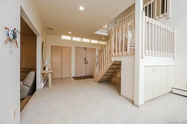 40 Cayuga AVE, Atlantic Beach, NY 11509