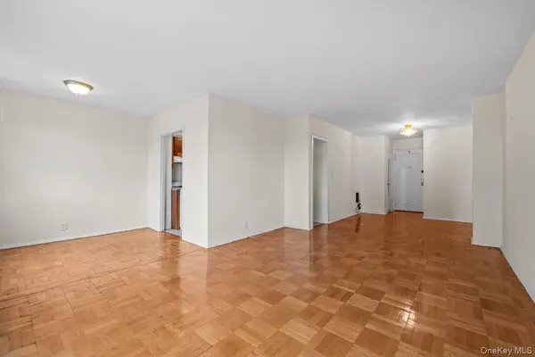 735 Kappock ST #7B, Bronx, NY 10463