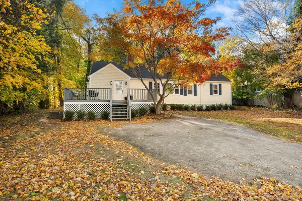 27 Winding LN, Bedford Hills, NY 10507
