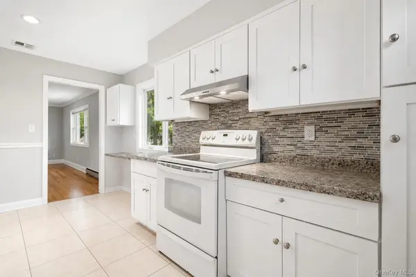 174 Frederick AVE, South Floral Park, NY 11001