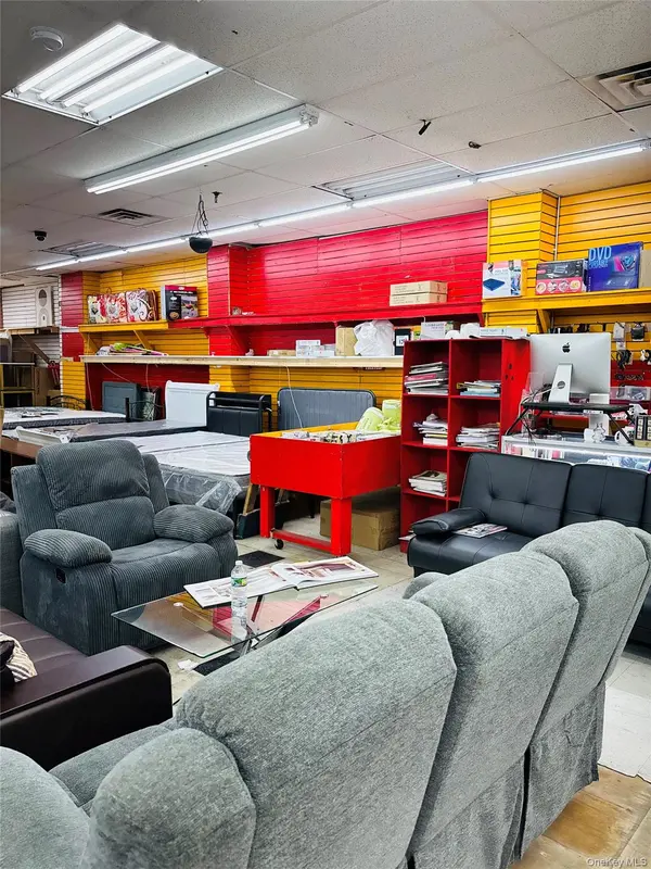 1627 Westchester AVE, Bronx, NY 10472