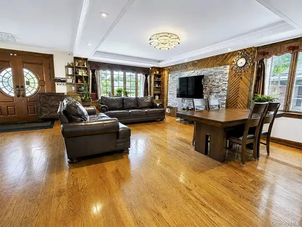 47-18 163RD PL, Flushing, NY 11358