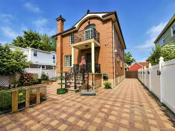 47-18 163RD PL, Flushing, NY 11358
