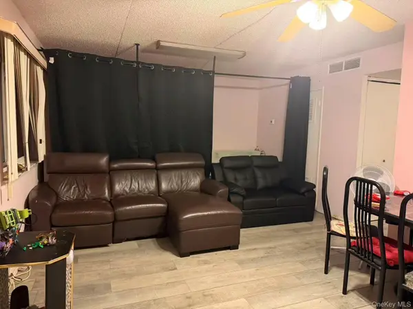 542 115th ST #542A, College Point, NY 11356