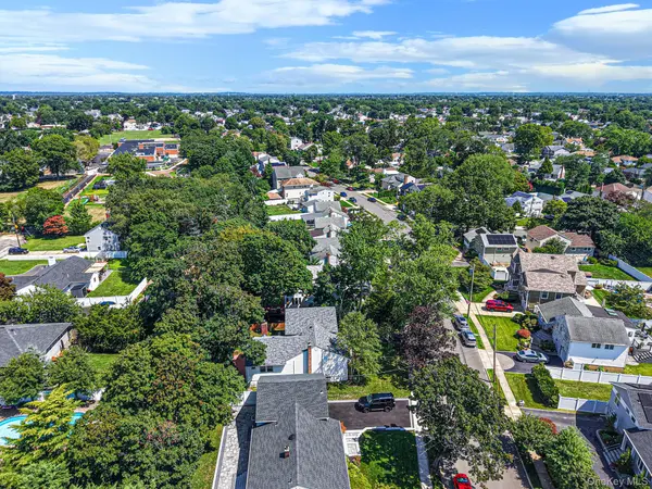 838 Virginia AVE, North Bellmore, NY 11710