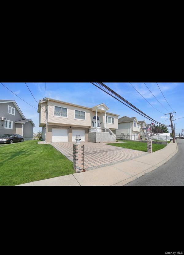 53 East AVE, Lawrence, NY 11559