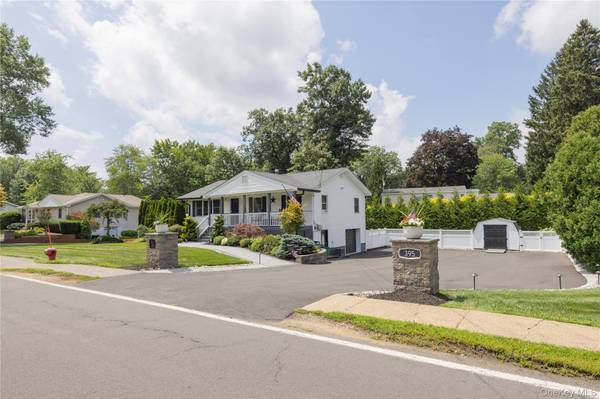 395 Ehrhardt RD, Pearl River, NY 10965