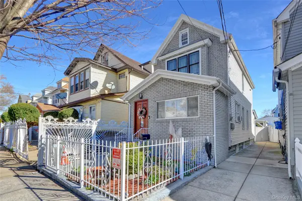 10749 117th ST, Richmond Hill, NY 11419