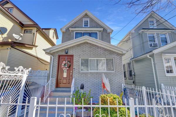 10749 117th ST, Richmond Hill, NY 11419