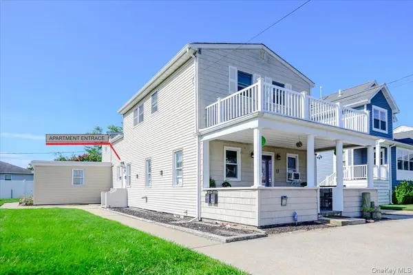 13 Truxton RD #Upper, Island Park, NY 11558