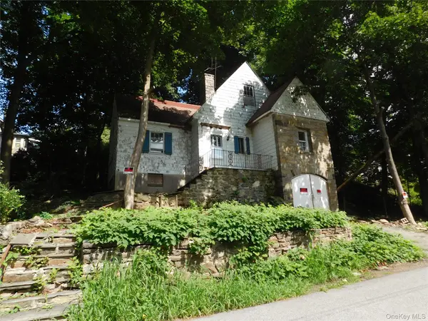 39 Sycamore TER, Mahopac, NY 10541