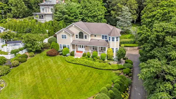 230 Woodbine AVE, Northport, NY 11768