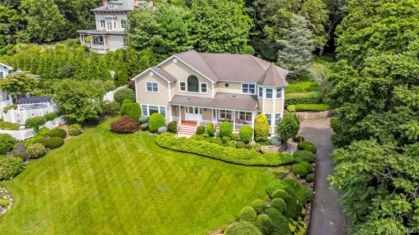 230 Woodbine AVE, Northport, NY 11768