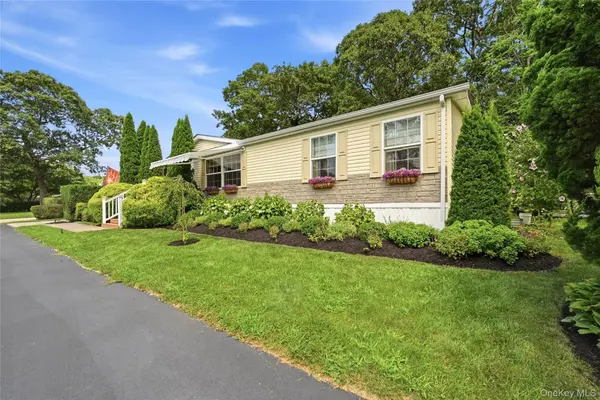 37 Unit 88 Hubbard AVE #88, Riverhead, NY 11901