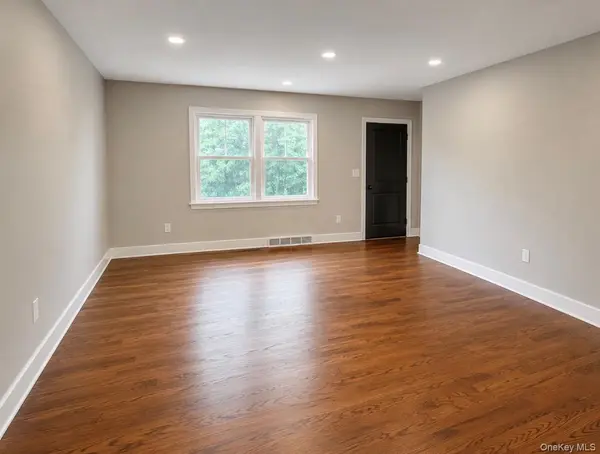 142 New York AVE, Sound Beach, NY 11789
