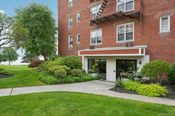 4 Salisbury PT #1D   (DIRECTORY 106), Nyack, NY 10960