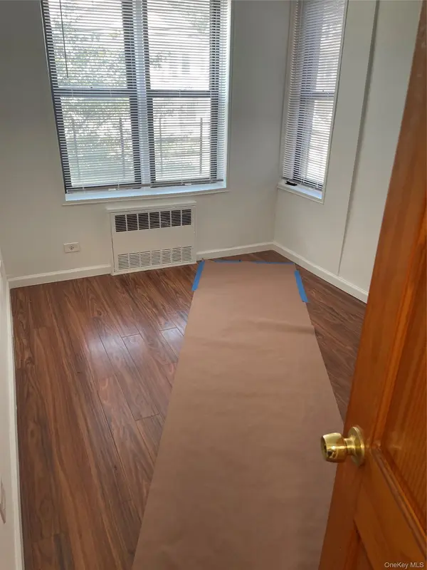 170-06 88th AVE #2D, Jamaica, NY 11432