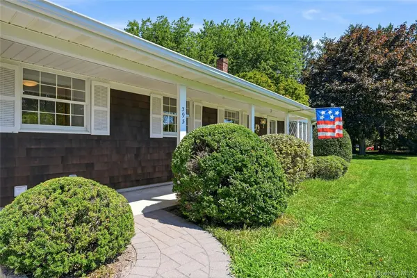 395 Uhl LN, Orient, NY 11957