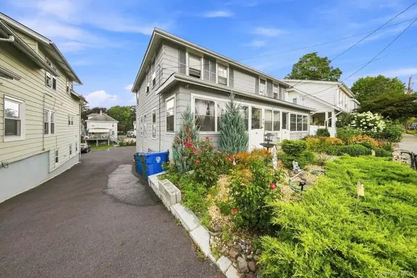 11 Sunnyside AVE, Middletown, NY 10940
