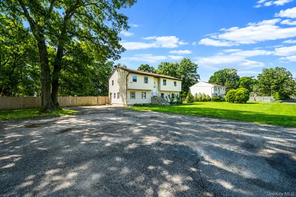 452 Ocean AVE, Central Islip, NY 11722
