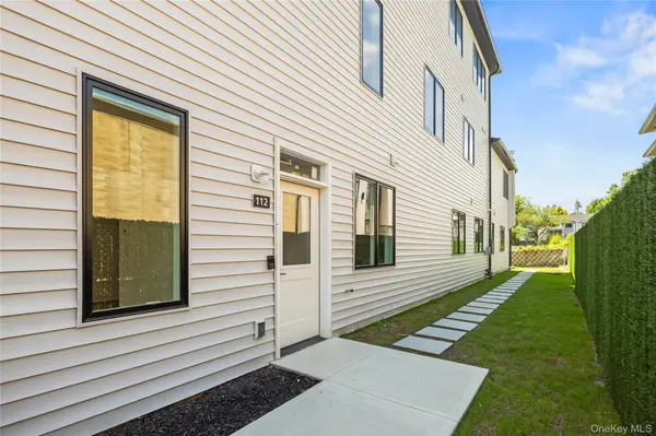 15 Calvert DR #111, Monsey, NY 10952