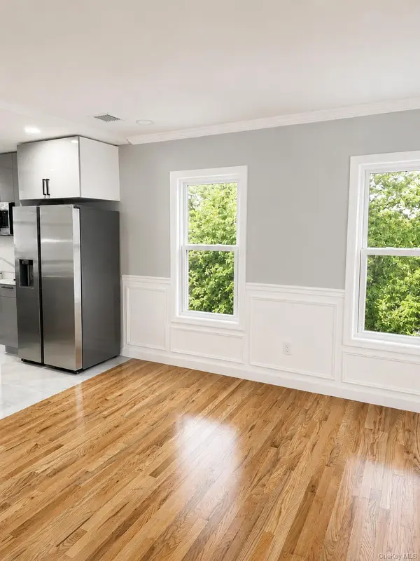 34 Frazier ST, Hempstead, NY 11550