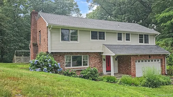 115 Park LN, West Harrison, NY 10604
