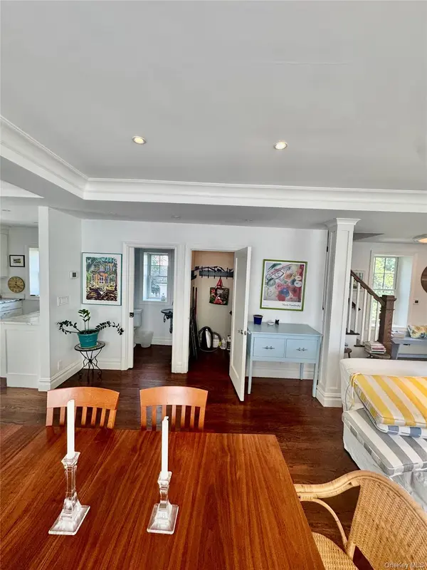 675 King AVE, Bronx, NY 10464