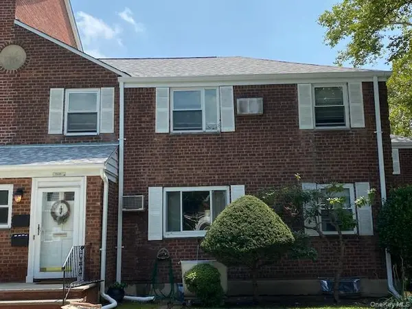73-23 255th ST #G-2, Glen Oaks, NY 11004