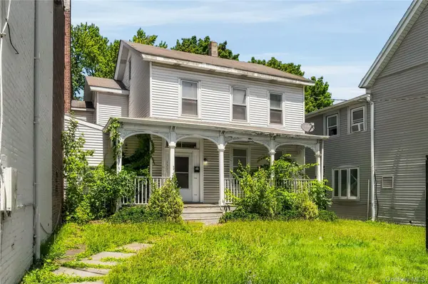131 Wickham Ave, Middletown, NY 10940