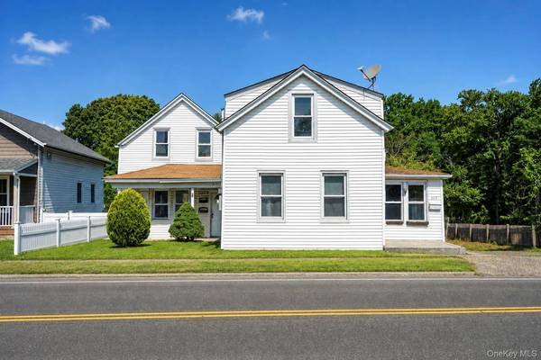 458-460 N Corona AVE, Valley Stream, NY 11580