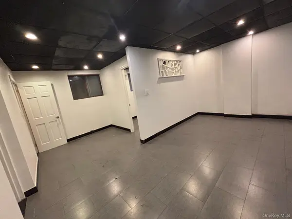 43-23 Main Streets #first floor, Flushing, NY 11355