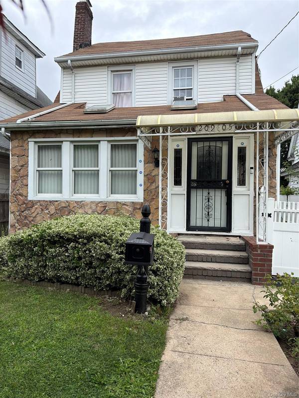 20905 Hollis AVE, Queens Village, NY 11429