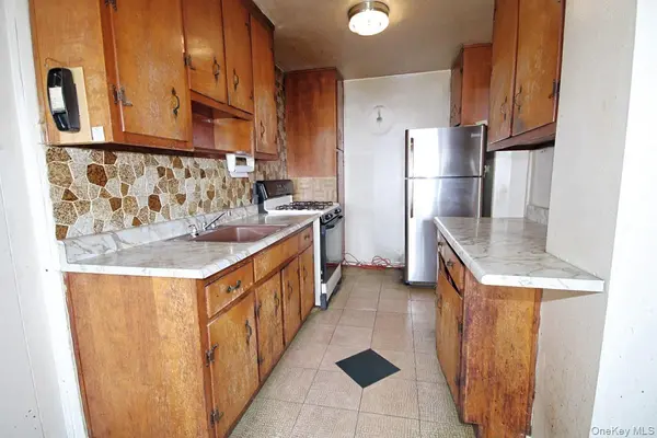 1935 shore paRKWAY #15A, Brooklyn, NY 11214