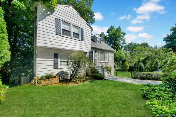 38 Stockbridge RD, Yonkers, NY 10710