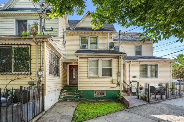 13904 Lakewood AVE, Jamaica, NY 11435