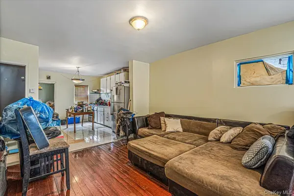 13904 Lakewood AVE, Jamaica, NY 11435