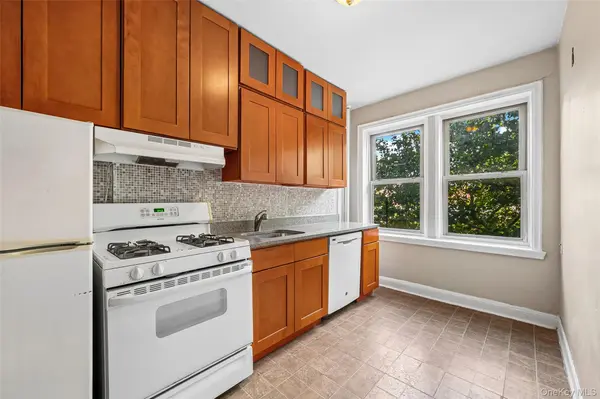48-42 44th ST #4J, Woodside, NY 11377