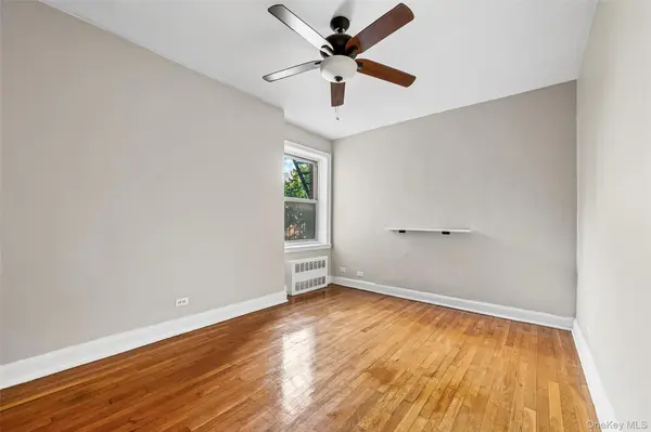48-42 44th ST #4J, Woodside, NY 11377