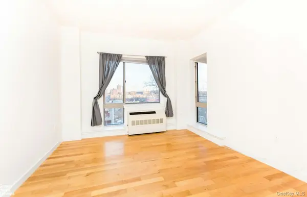 3585 Greystone AVE #4B, Bronx, NY 10463