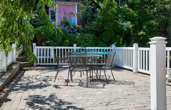 404 Prescott ST, Yonkers, NY 10701