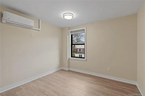 135 Wakefield AVE #401, Yonkers, NY 10704