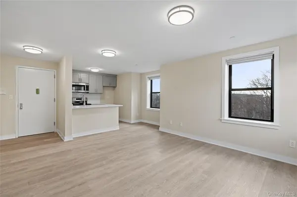 135 Wakefield AVE #401, Yonkers, NY 10704