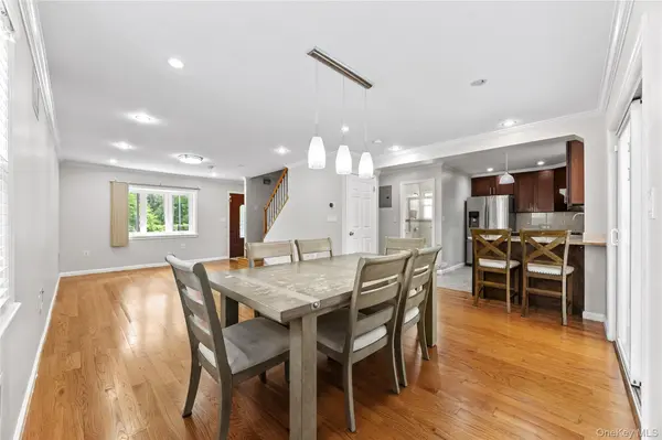 164-31 Underhill AVE, Fresh Meadows, NY 11365