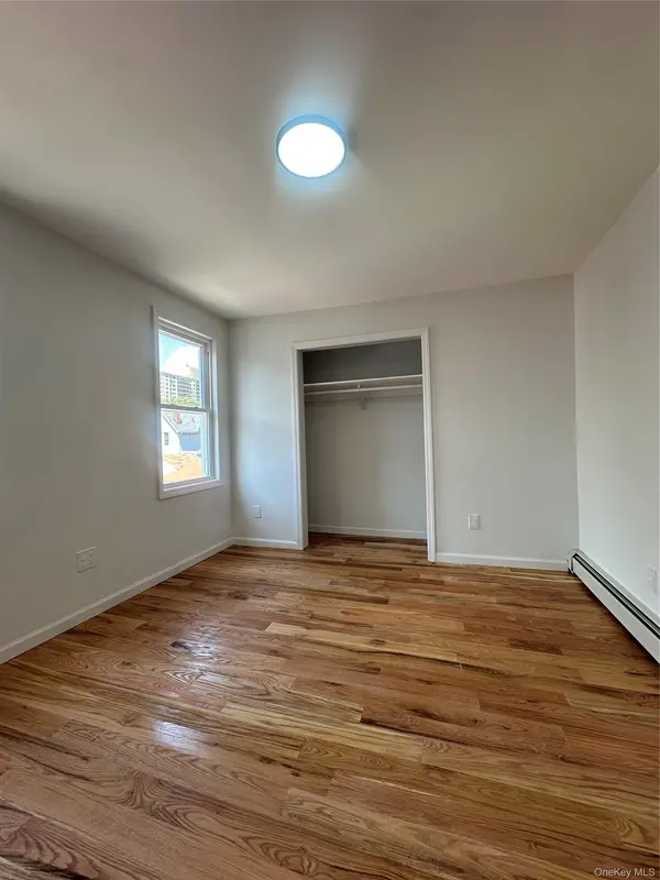 17205 89th AVE, Jamaica, NY 11432