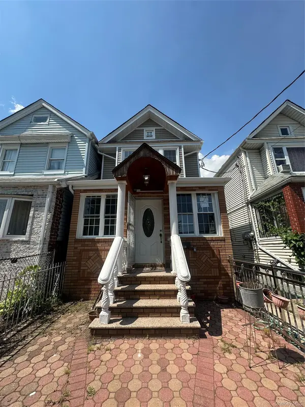 17205 89th AVE, Jamaica, NY 11432