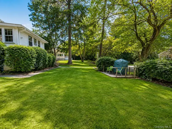 18 Hall AVE, Goldens Bridge, NY 10526