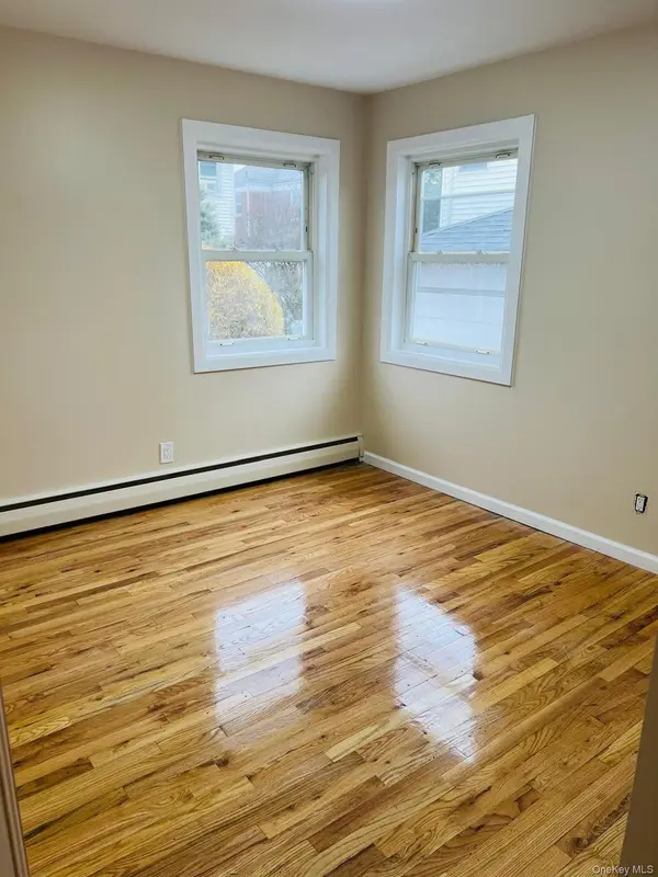 83 Gibson BLVD, Valley Stream, NY 11581